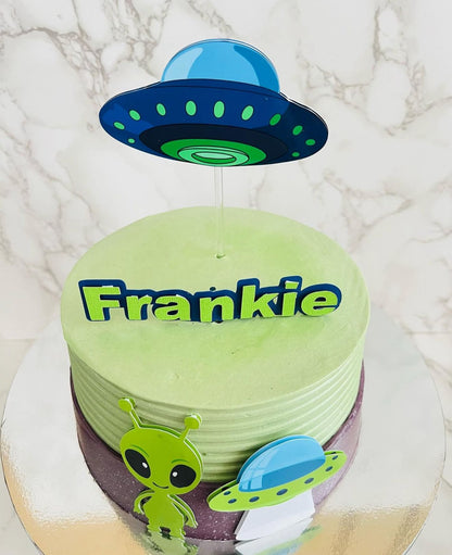 Alien Cake Topper | UFO Birthday Cake Decoration | Outer Space Party Supplies | Alien Theme Birthday Ideas | Personalised Space Party Decor
